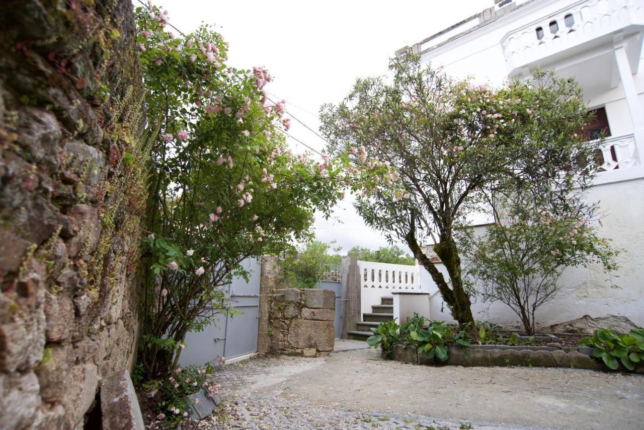 Hospedagem Dona Rosalina Seia Exterior foto